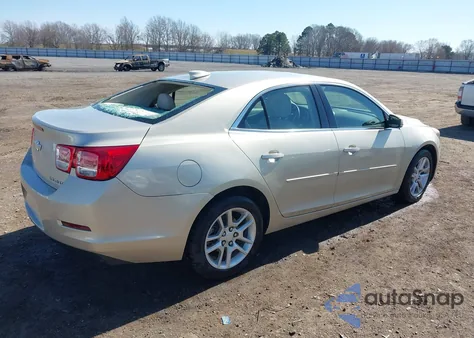 2015 Chevrolet Malibu 1Lt z USA, uszkodzony, nr VIN 1G11C5SL3FF132877